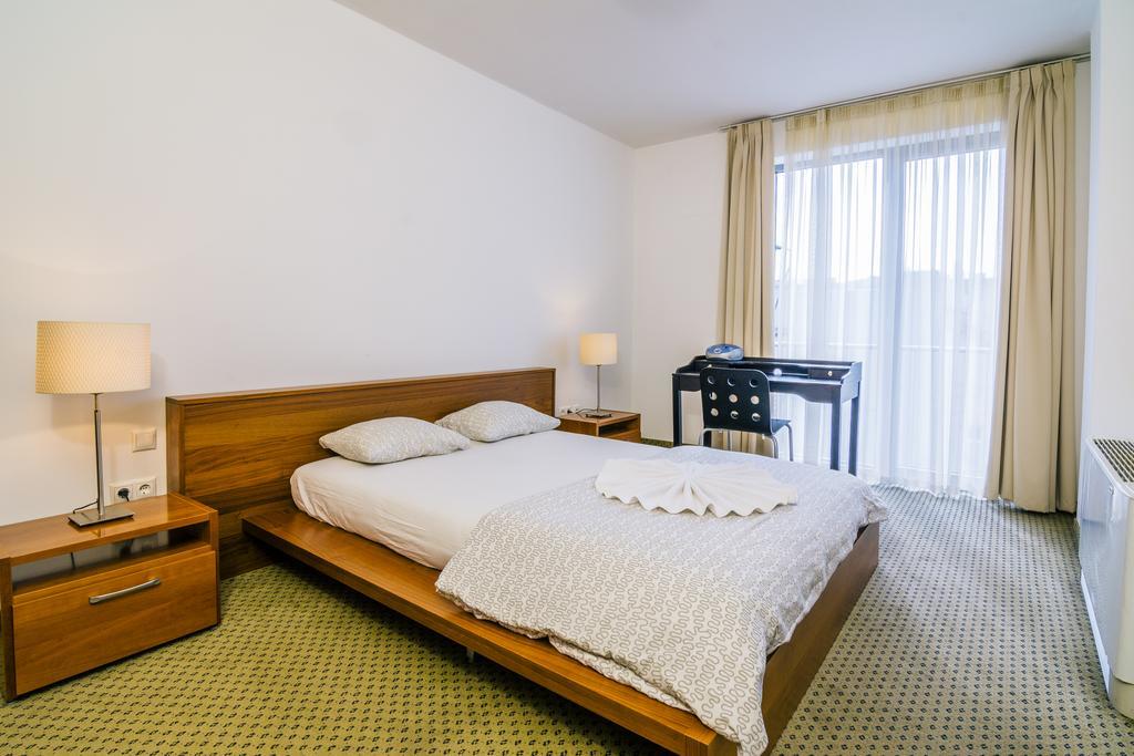 City Gardens Hotel & Wellness Budapest Exterior foto